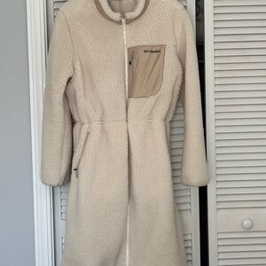 Columbia Women's Cream Fleece Coat